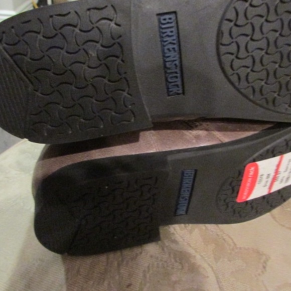 Birkenstock Women's Ankle Boots in Taupe - Picture 9 of 15